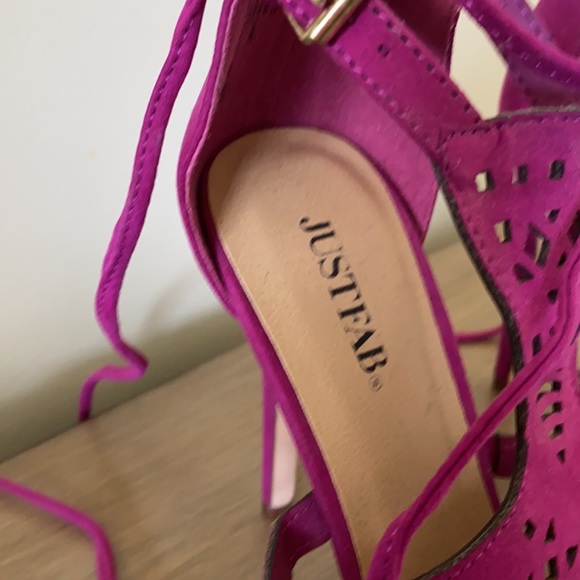 Just Fab Fushica Pumps Size 7 Never Worn - Picture 2 of 4